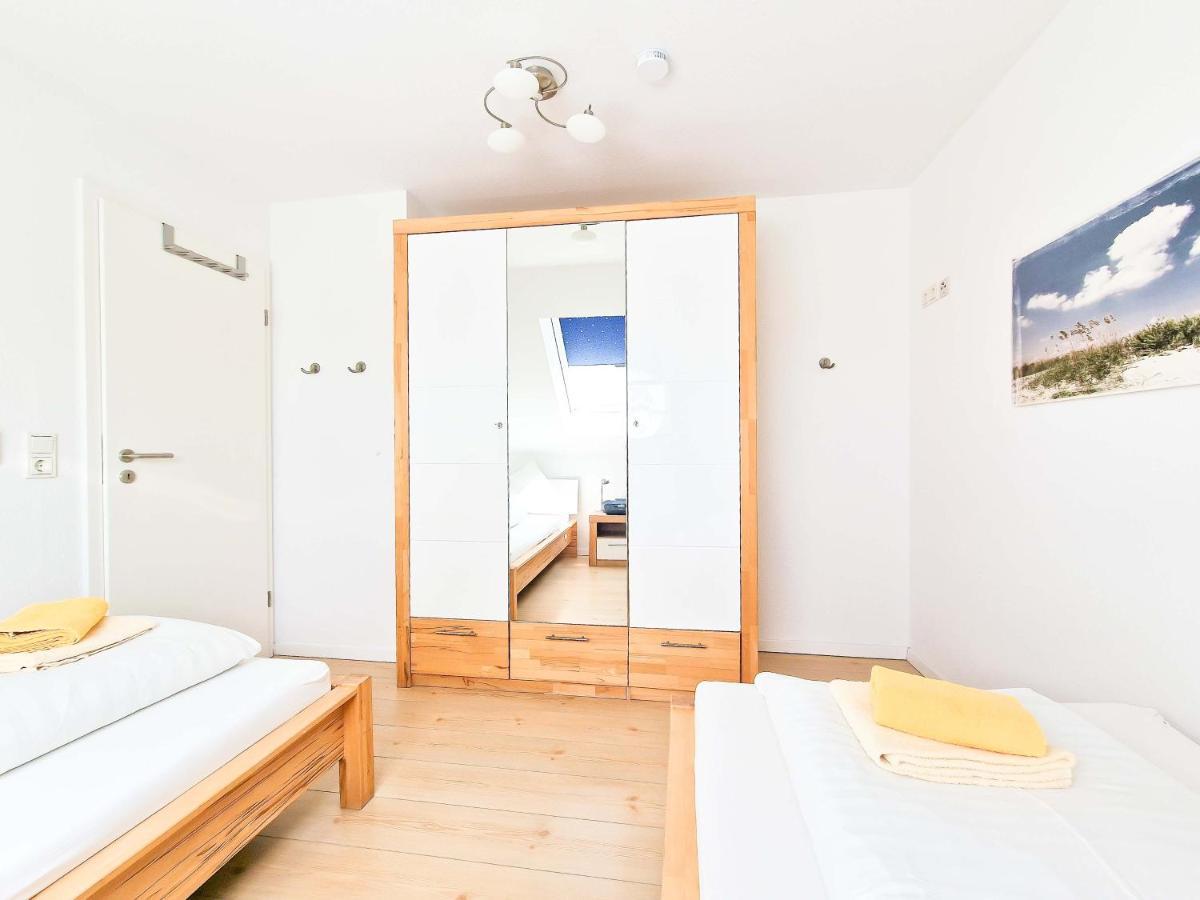 De Moehlenkieker 4 Apartman Greetsiel Kültér fotó